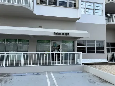 18031 Biscayne Boulevard Aventura FL 33160