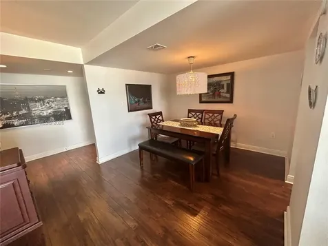 18031 Biscayne Boulevard Aventura FL 33160