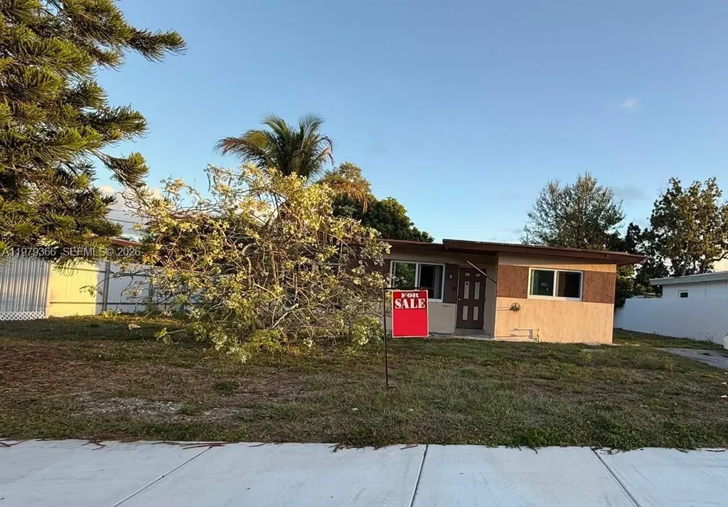 5631 Branch Street Hollywood FL 33021