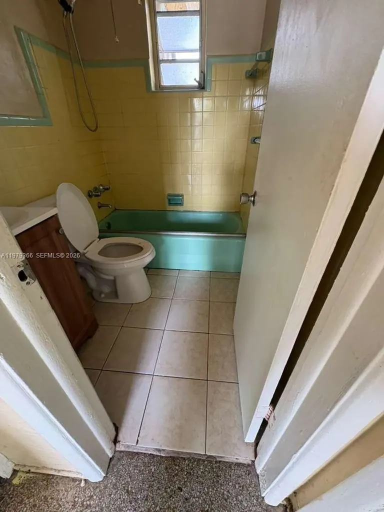 5631 Branch Street Hollywood FL 33021