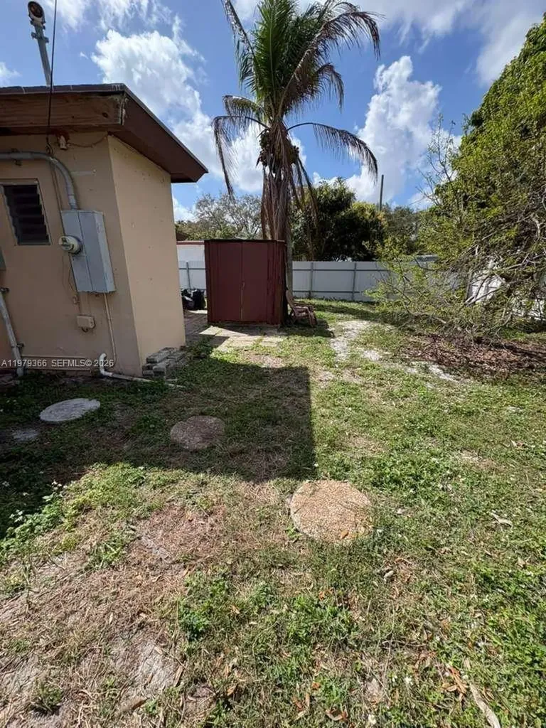 5631 Branch Street Hollywood FL 33021