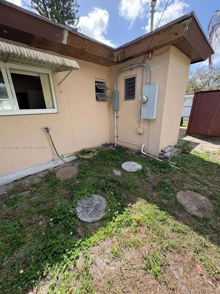 5631 Branch Street Hollywood FL 33021