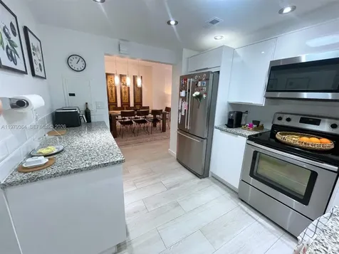 500 Bayview Drive Sunny Isles Beach FL 33160