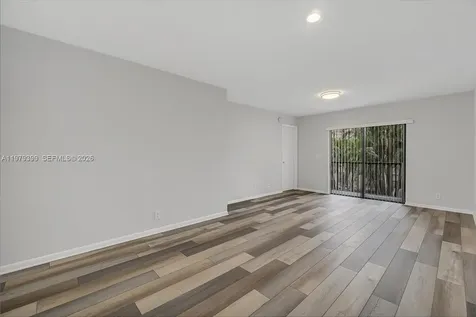 6832 S Palmetto Circle S Boca Raton FL 33433
