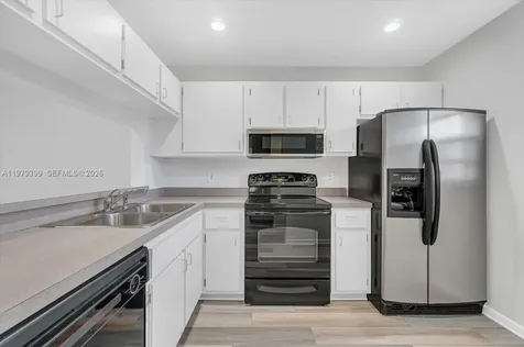 6832 S Palmetto Circle S Boca Raton FL 33433