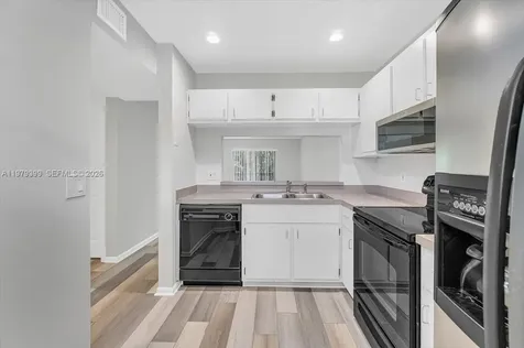 6832 S Palmetto Circle S Boca Raton FL 33433
