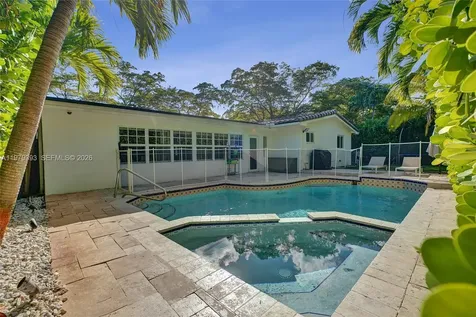 2301 NE 196th Street Miami FL 33180