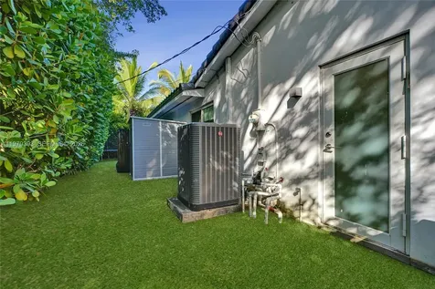 2301 NE 196th Street Miami FL 33180