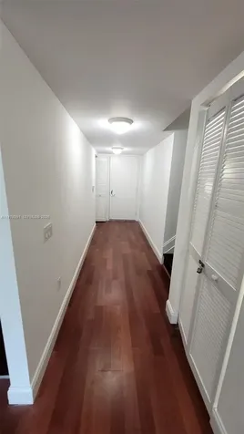 41 SE 5th Street Miami FL 33131