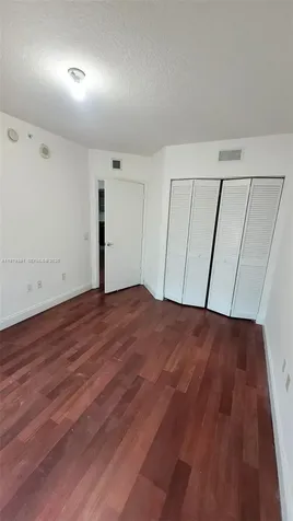 41 SE 5th Street Miami FL 33131