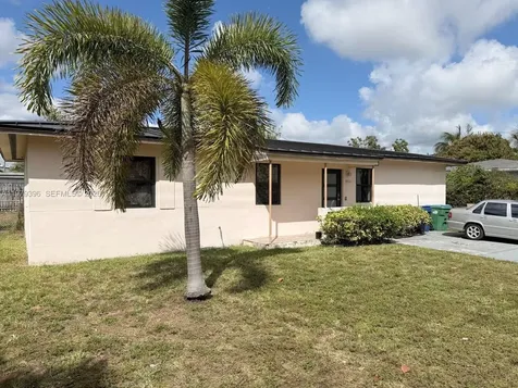 19320 NW 7th Avenue Miami Gardens FL 33169