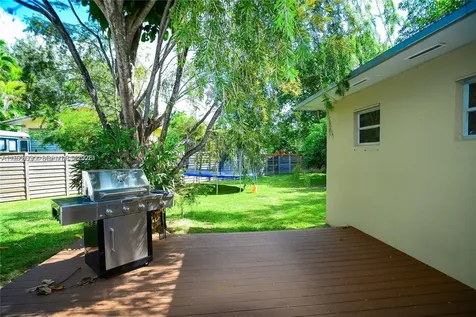 6969 SW 82nd Court Miami FL 33143