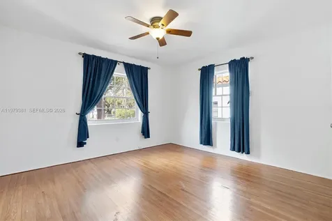 2508 SW 19th Terrace Miami FL 33145