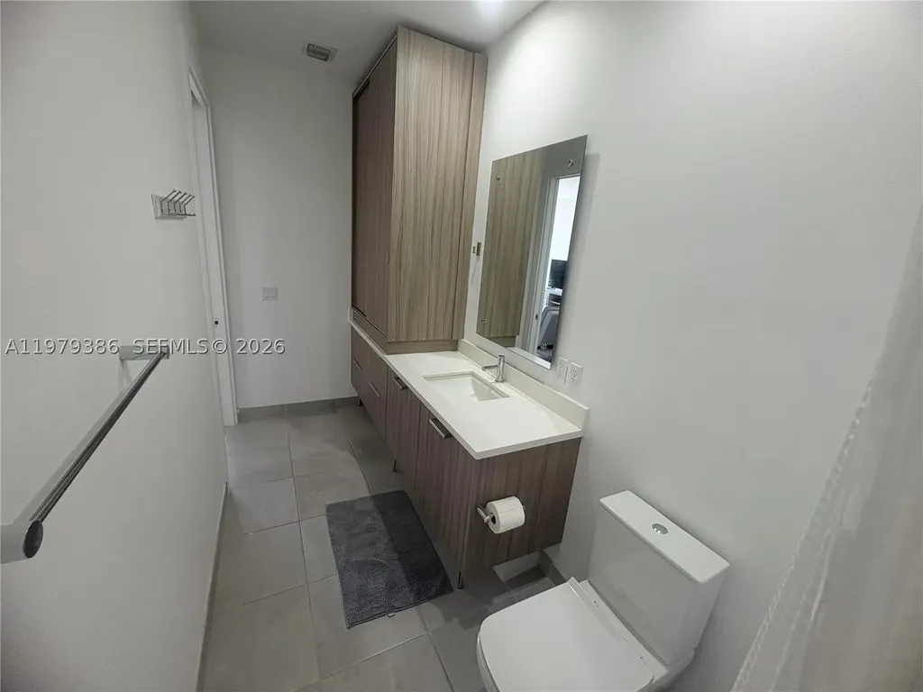 1045 NE 18th Avenue Fort Lauderdale FL 33304