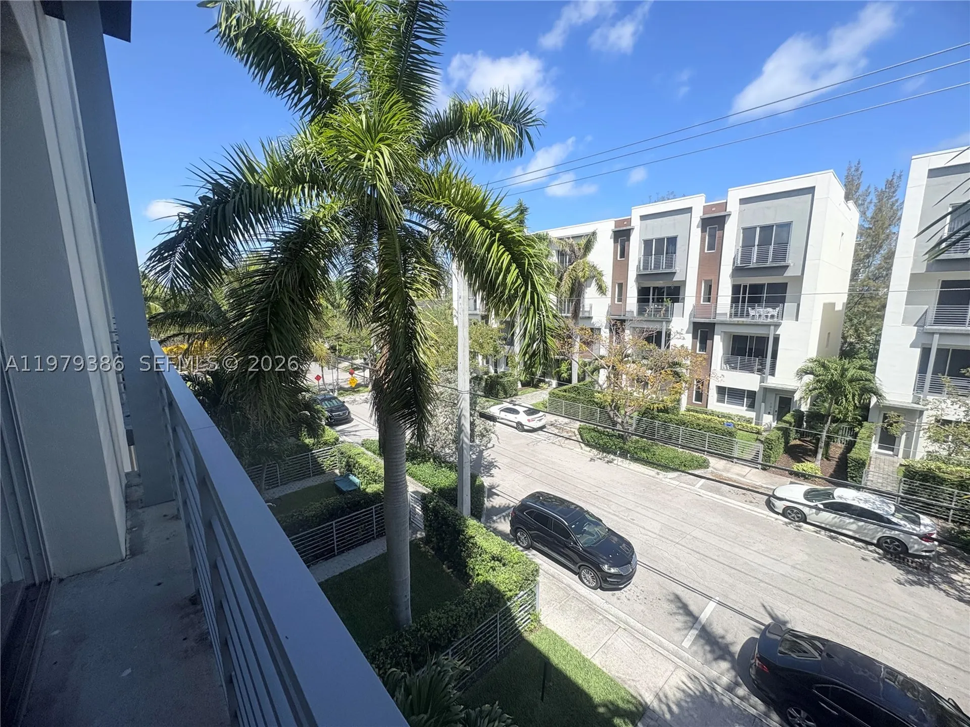 1045 NE 18th Avenue Fort Lauderdale FL 33304
