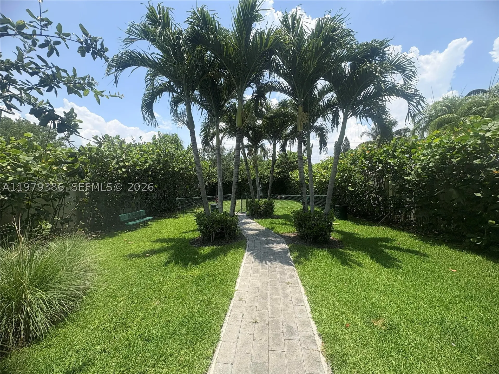 1045 NE 18th Avenue Fort Lauderdale FL 33304