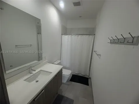 1045 NE 18th Avenue Fort Lauderdale FL 33304