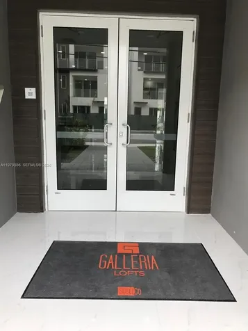 1045 NE 18th Avenue Fort Lauderdale FL 33304