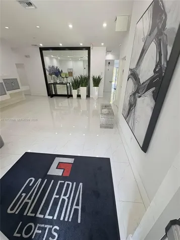 1045 NE 18th Avenue Fort Lauderdale FL 33304