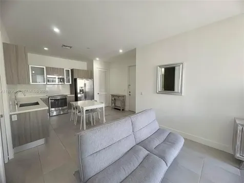 1045 NE 18th Avenue Fort Lauderdale FL 33304