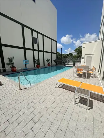 1045 NE 18th Avenue Fort Lauderdale FL 33304