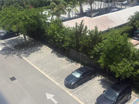 1045 NE 18th Avenue Fort Lauderdale FL 33304