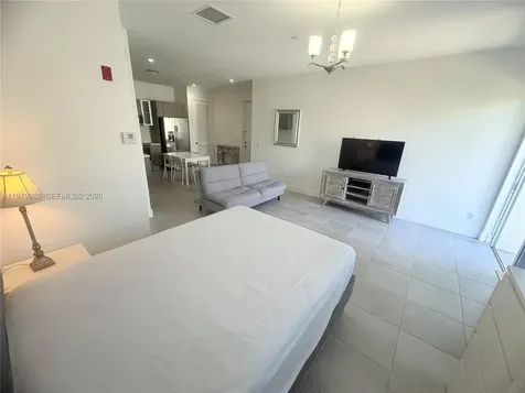 1045 NE 18th Avenue Fort Lauderdale FL 33304