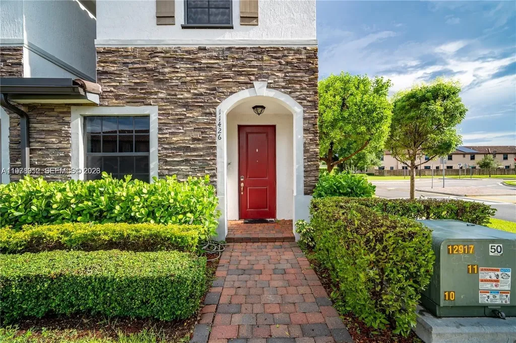 11426 SW 250th Street Homestead FL 33032