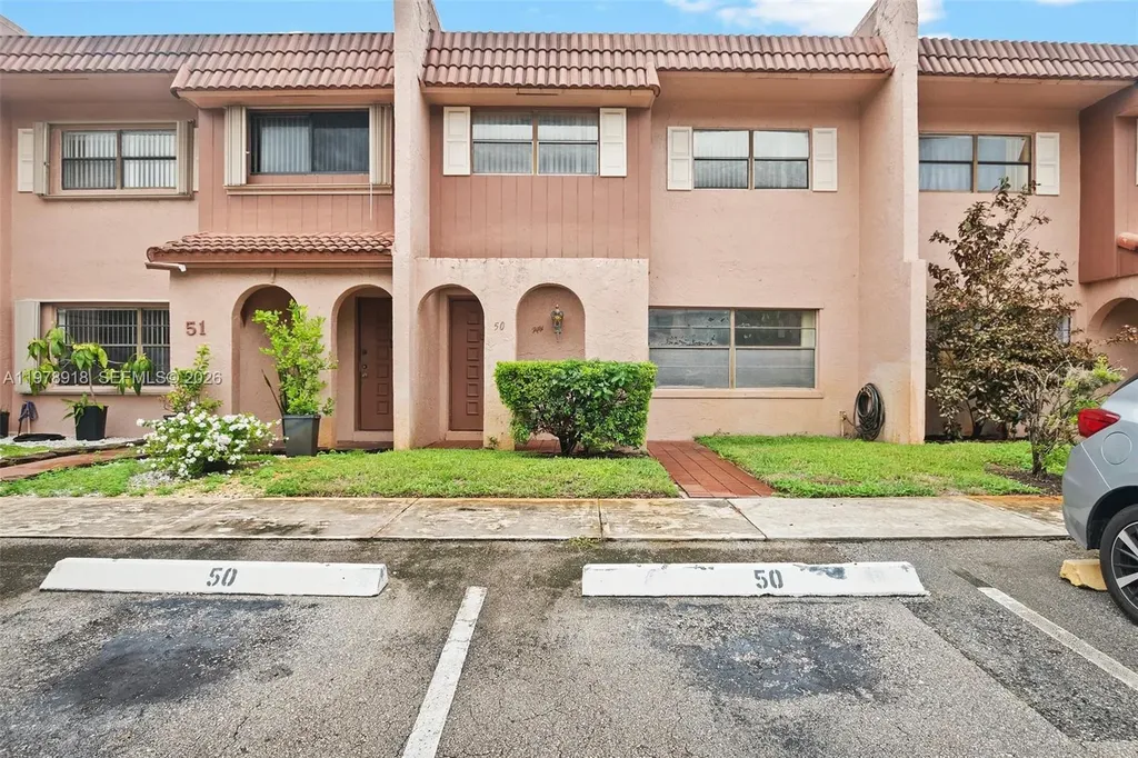 50 Matador Lane Davie FL 33324