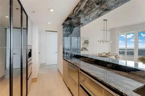 18201 E Collins Avenue Sunny Isles Beach FL 33160