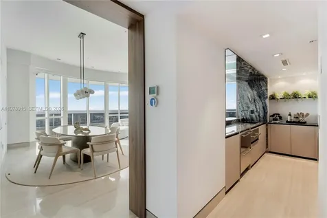 18201 E Collins Avenue Sunny Isles Beach FL 33160