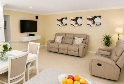 580 Egret Drive Hallandale Beach FL 33009