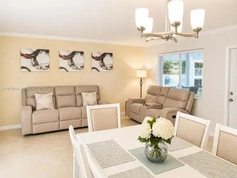 580 Egret Drive Hallandale Beach FL 33009