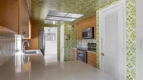 14435 Tabebuia Lane Miami Lakes FL 33014