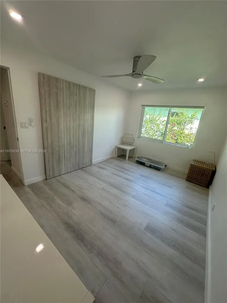 935 Lincoln Street Hollywood FL 33019