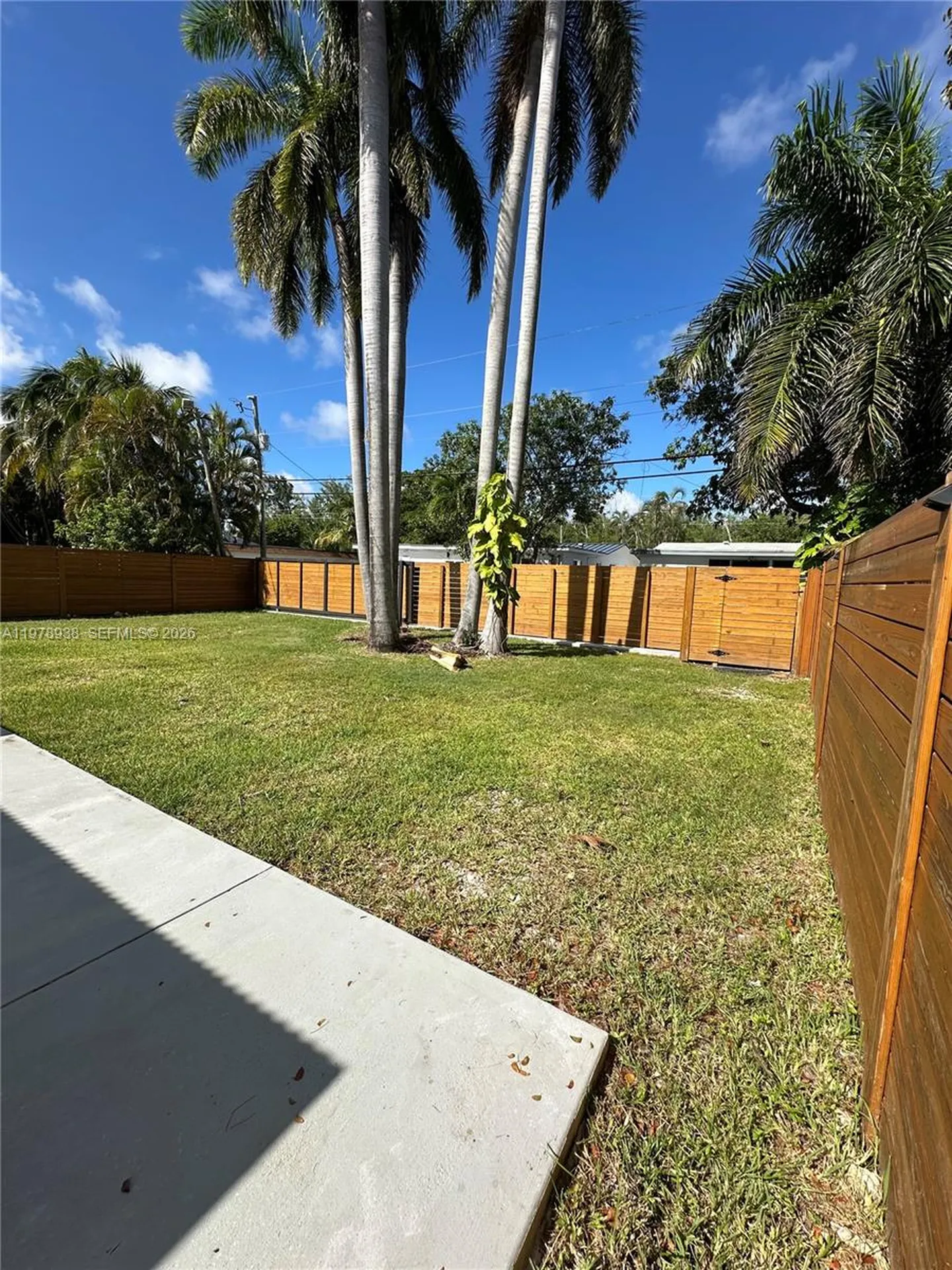 935 Lincoln Street Hollywood FL 33019