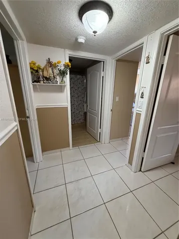 1800 W 54th Street Hialeah FL 33012