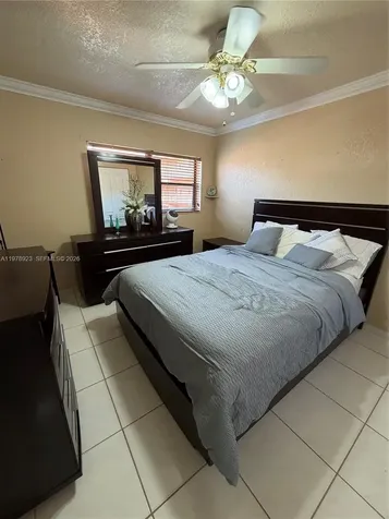 1800 W 54th Street Hialeah FL 33012