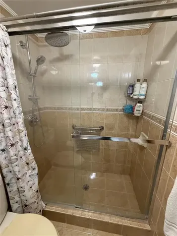 1800 W 54th Street Hialeah FL 33012