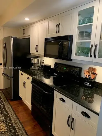 6917 Collins Avenue Miami Beach FL 33141