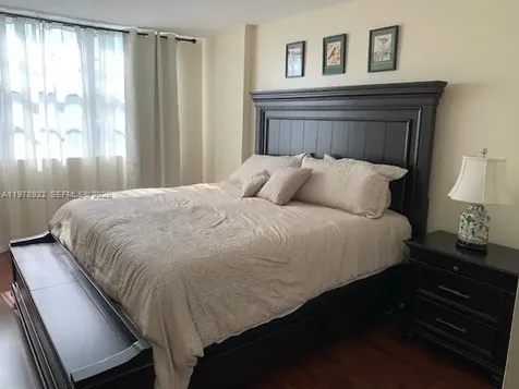 6917 Collins Avenue Miami Beach FL 33141