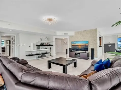 3535 S Ocean Drive Hollywood FL 33019