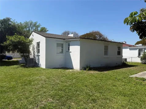 911 NW 45th Street Miami FL 33127