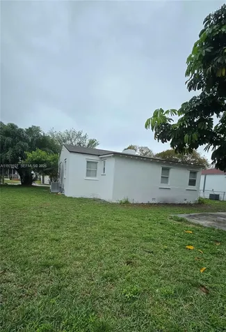 911 NW 45th Street Miami FL 33127