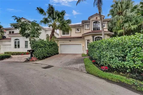 19413 38th Court Sunny Isles Beach FL 33160