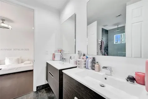 19413 38th Court Sunny Isles Beach FL 33160