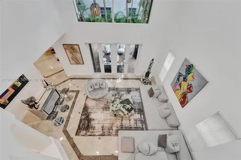 19413 38th Court Sunny Isles Beach FL 33160