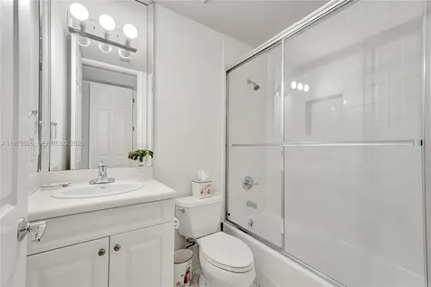 19413 38th Court Sunny Isles Beach FL 33160