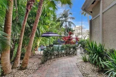 19413 38th Court Sunny Isles Beach FL 33160