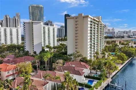 19413 38th Court Sunny Isles Beach FL 33160